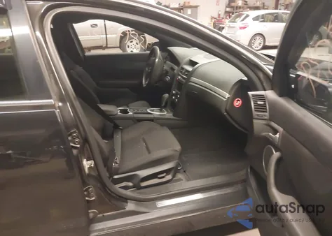 2009 Pontiac G8 z USA, uszkodzony, nr VIN 6G2ER57749L168187